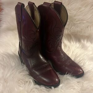 Western Cowboy Boots Burgundy Leather 1.25” Heel